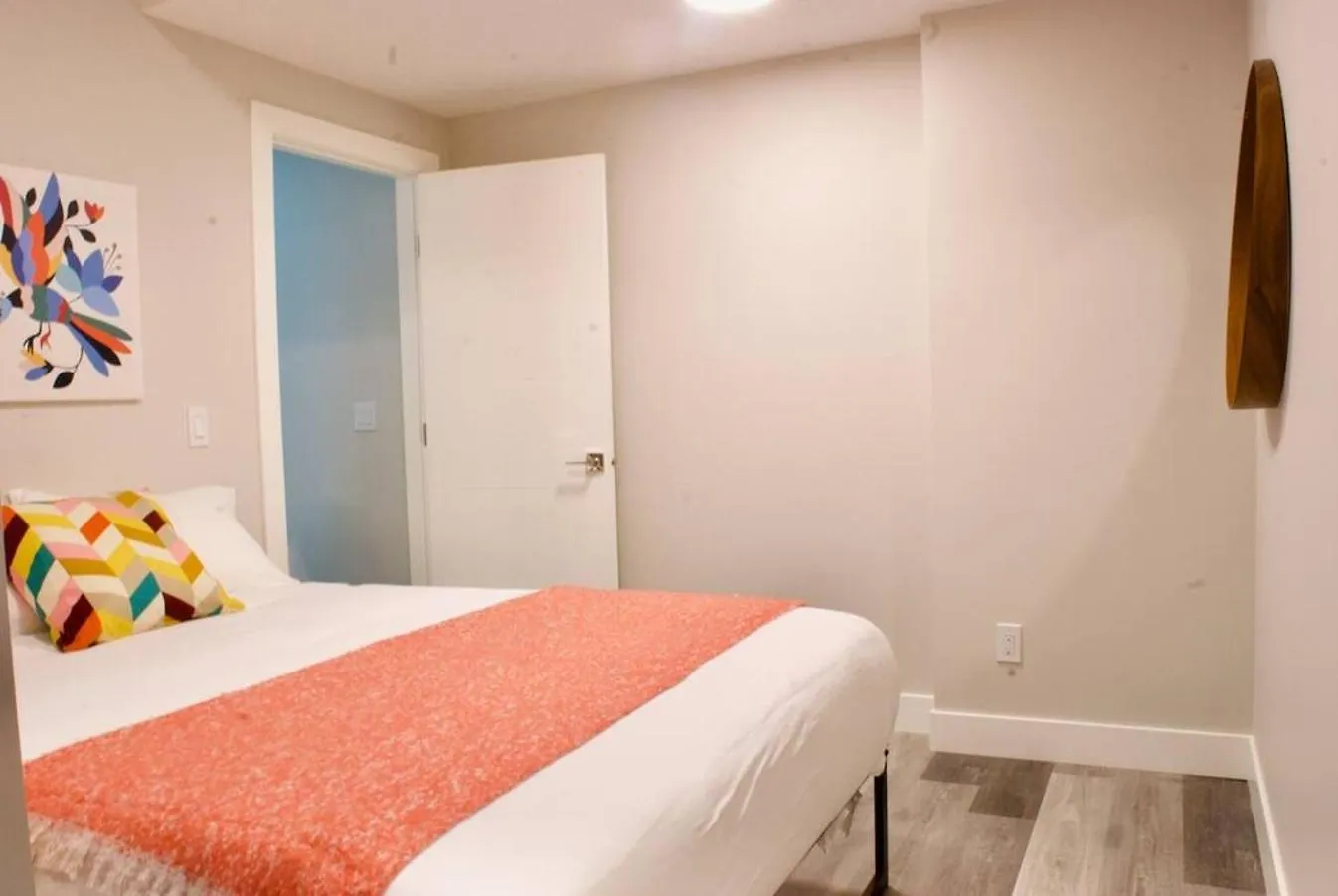 Modern 1Br Home Full Kitchen Smarttv YYC